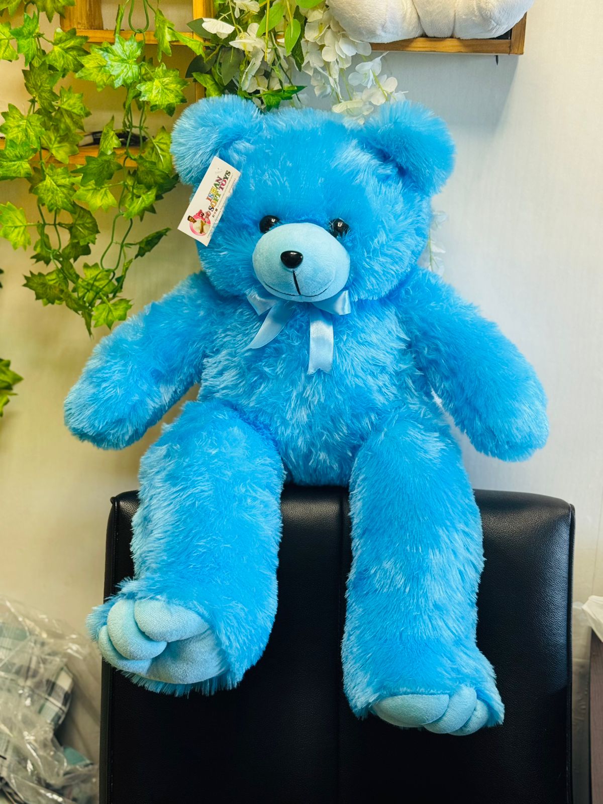 2.5FT TEDDY BEAR